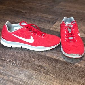 Women’s Red Nike free sneakers size 10